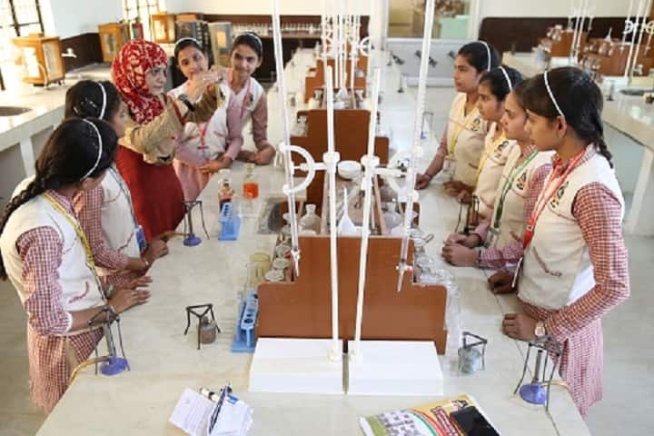 Ch Sughar Singh Pharmacy College campus in Etawah, Uttar Pradesh, India — photo 3
