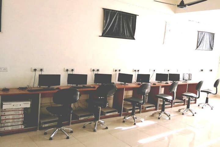 Jagannath Vishwa Law College campus in Dehradun, Uttarakhand, India — photo 3