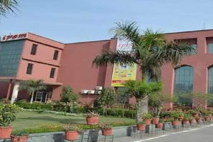 IPEM Law Academy campus in Ghaziabad, Uttar Pradesh, India — photo 1