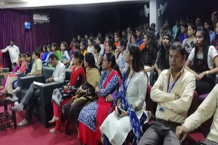 COMPFEEDERS AISECT College of Professional Studies Pharmacy College campus in Indore, Madhya Pradesh, India — photo 2