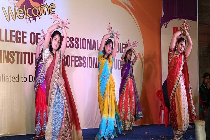 COMPFEEDERS AISECT College of Professional Studies Pharmacy College campus in Indore, Madhya Pradesh, India — photo 5