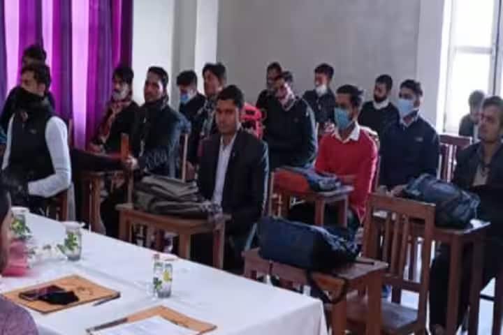 Chaman Lal Law College campus in Haridwar, Uttarakhand, India — photo 3