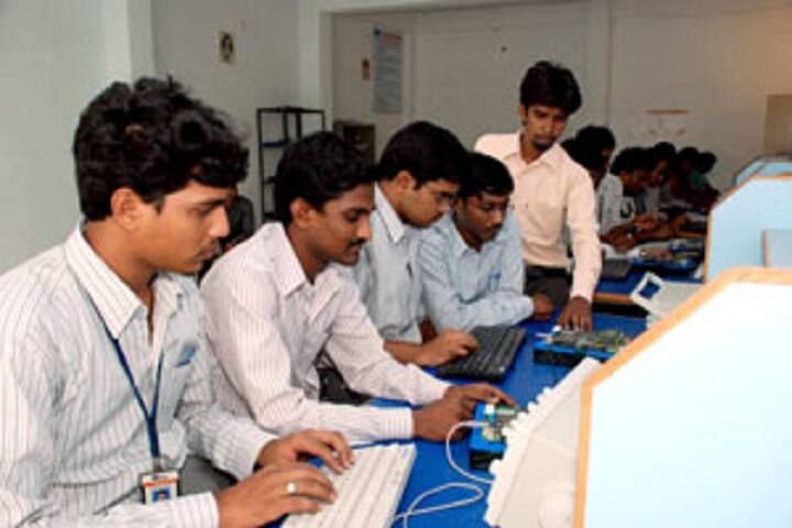 Nova College of Engineering and Technology campus in Vijayawada, Andhra Pradesh, India — photo 4