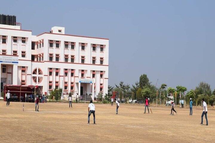 Phaltan Education Society's College of Engineering campus in Satara, Maharashtra, India — photo 2