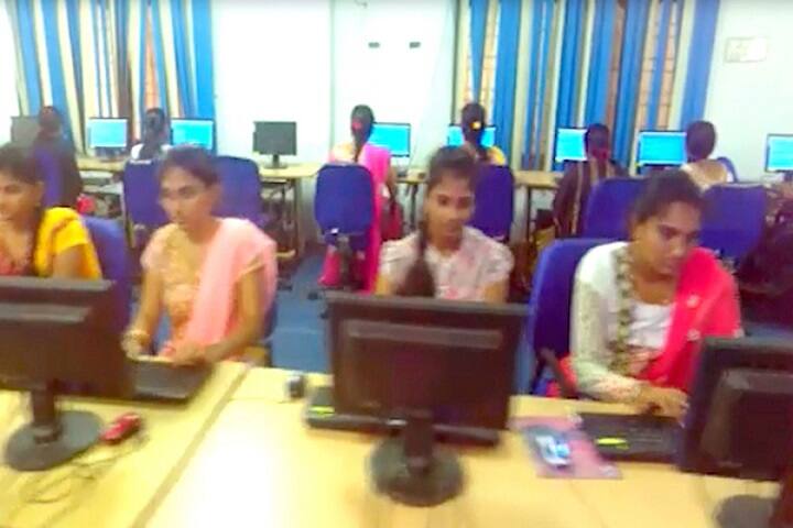 Priyadarshini Institute of Technology and Science for Women campus in Guntur, Andhra Pradesh, India — photo 5