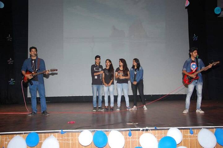 Rakshpal Bahadur College of Engineering and Technology campus in Bareilly, Uttar Pradesh, India — photo 4