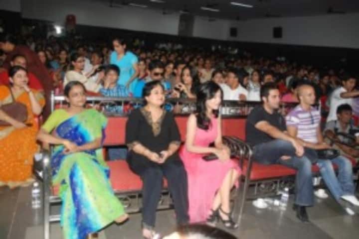 Rizvi College of Engineering campus in Mumbai, Maharashtra, India — photo 2