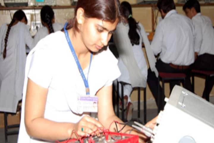 SD College of Engineering and Technology campus in Muzaffarnagar, Uttar Pradesh, India — photo 4