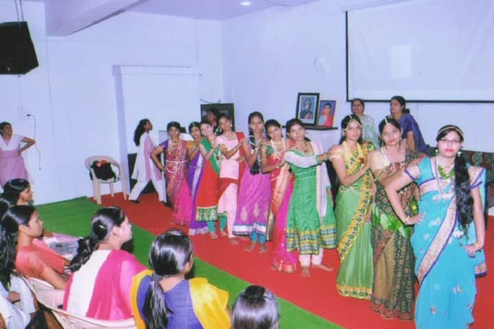 Mahila Mahavidyalaya campus in Amravati, Maharashtra, India — photo 6