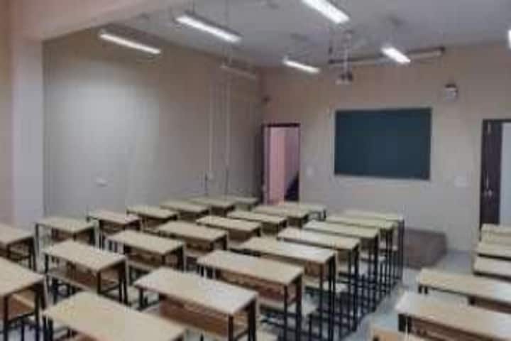 College of Agricultural Engineering and Technology campus in Narmada, Gujarat, India — photo 3