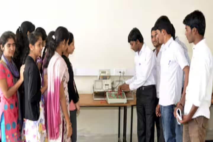 Shri Someshwar Shikshan Prasarak Mandal's Sharadchandra Pawar College of Engineering and Technology campus in Pune, Maharashtra, India — photo 2
