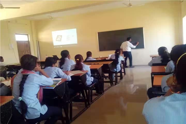 Siddhant College of Engineering campus in Pune, Maharashtra, India — photo 2