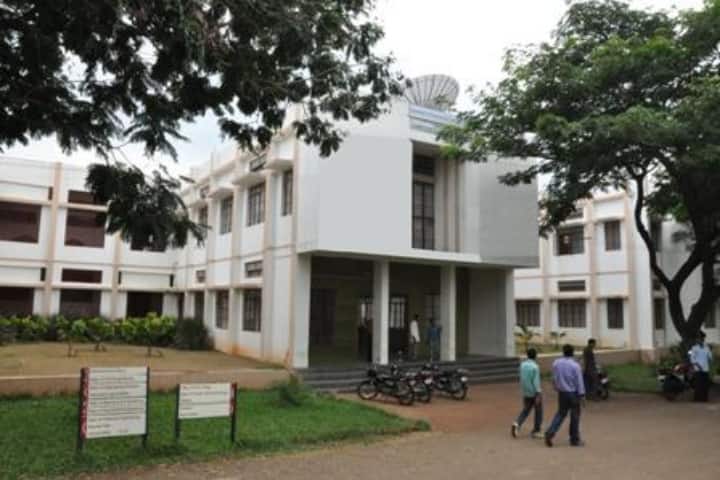 RTE Society's Rural Engineering College campus in Gadag, Karnataka, India — photo 2