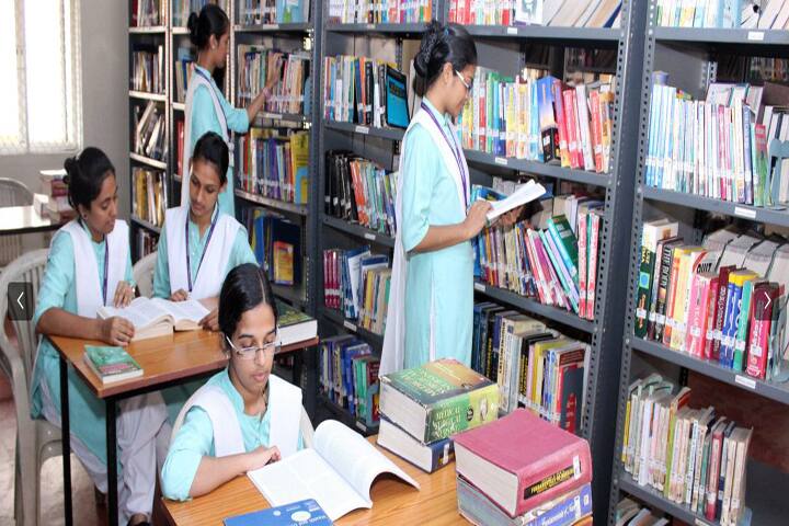 Pushpagiri College of Nursing campus in Thiruvalla, Kerala, India — photo 2