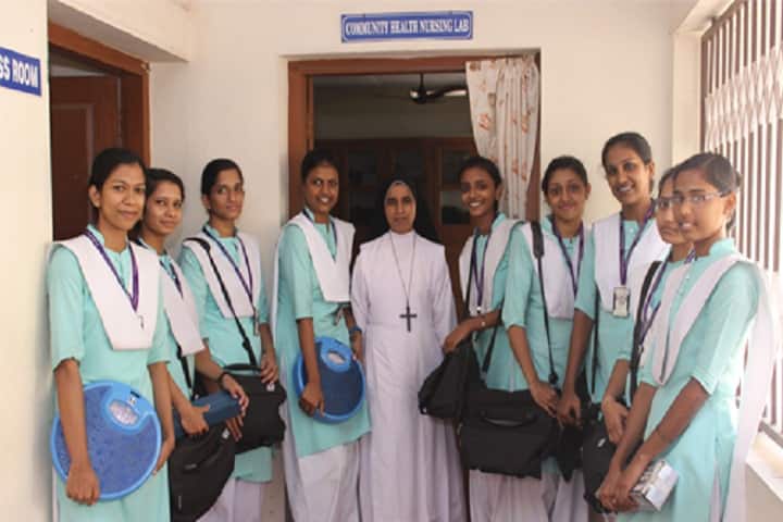 Pushpagiri College of Nursing campus in Thiruvalla, Kerala, India — photo 4
