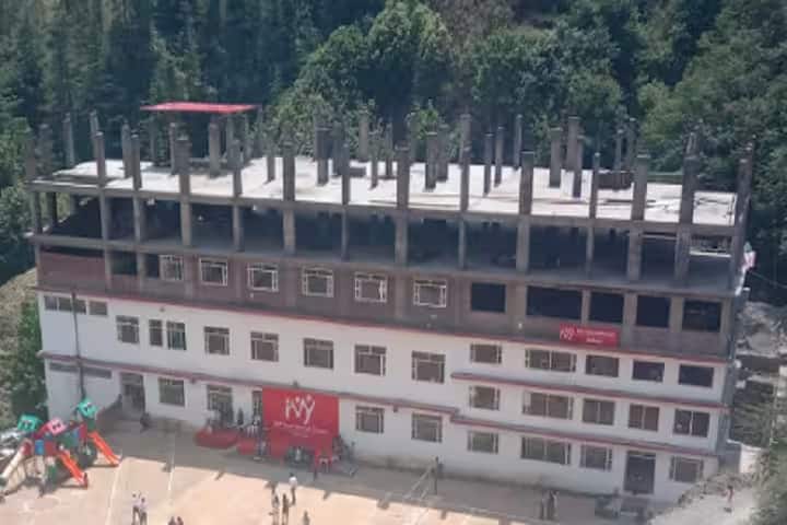 Shivalik Institute of Nursing campus in Shimla, Himachal Pradesh, India — photo 1