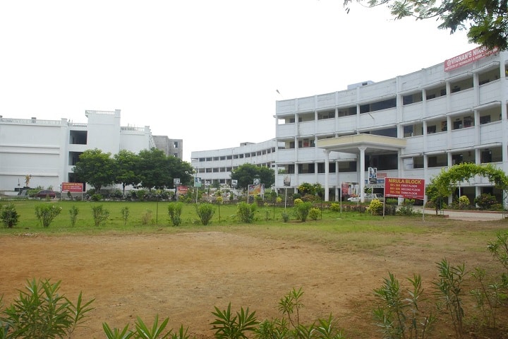 Vignan's Nirula Institute of Technology and Science for Women campus in Guntur, Andhra Pradesh, India — photo 1