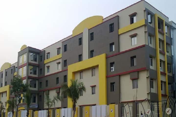 Rajamahendri Institute of Engineering and Technology campus in East Godavari, Andhra Pradesh, India — photo 1