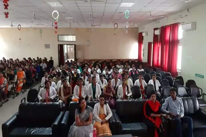 Shri Shankaracharya College of Nursing campus in Bhilai, Chhattisgarh, India — photo 2