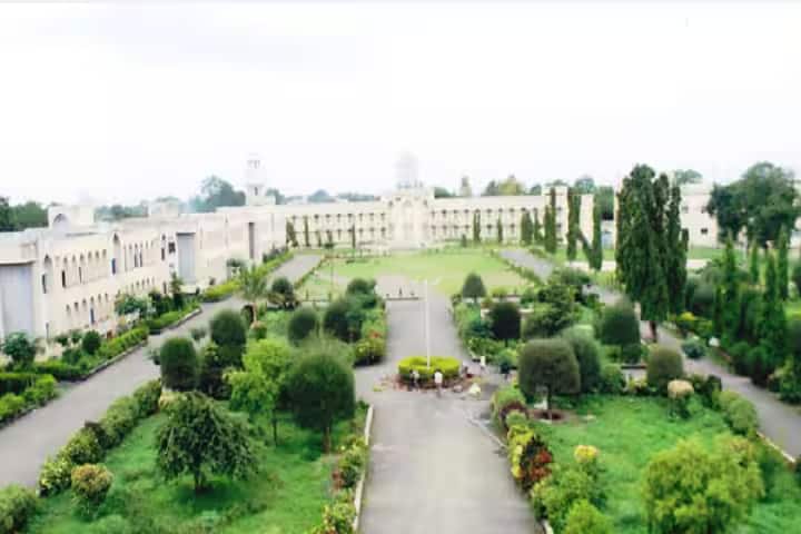 Maulana Mukhtar Ahmad Nadvi Technical Campus campus in Malegaon, Maharashtra, India — photo 1