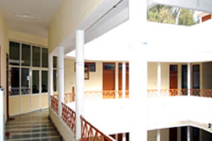 Nistarini Women's College campus in Medinipur, West Bengal, India — photo 3