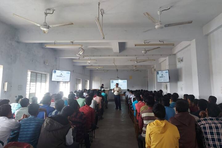 Sidhu Kanhu Birsa Polytechnic campus in Medinipur, West Bengal, India — photo 6