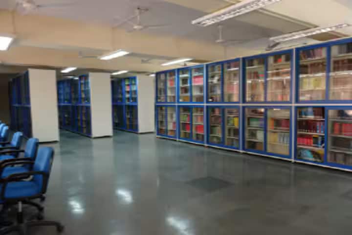 RGIT Mumbai campus in Mumbai, Maharashtra, India — photo 4