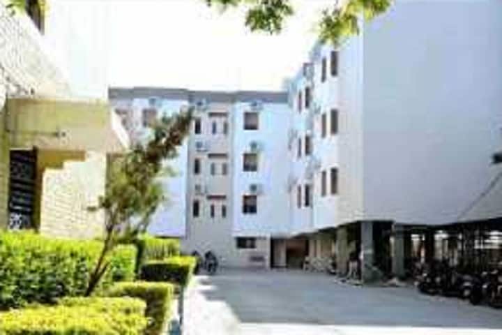 Sipna College of Engineering and Technology campus in Amravati, Maharashtra, India — photo 5