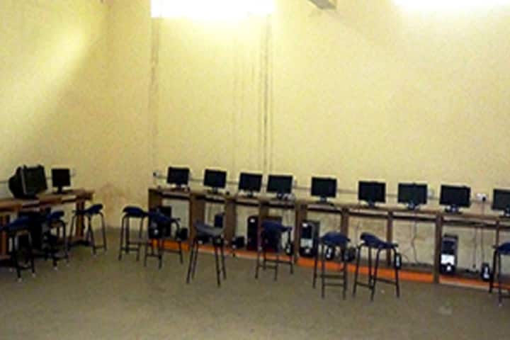 Indraprastha Law College campus in Greater Noida, Uttar Pradesh, India — photo 4
