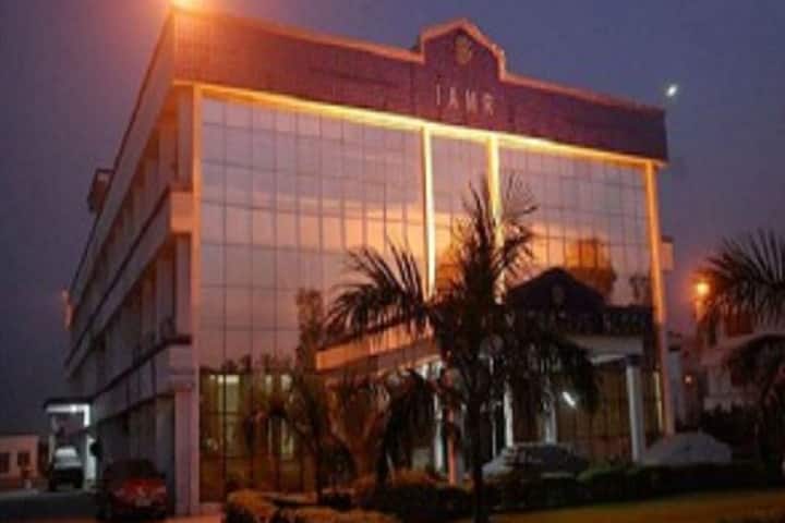 IAMR Law College campus in Ghaziabad, Uttar Pradesh, India — photo 1
