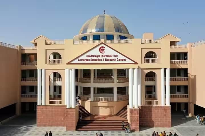 Samarpan College of Science and Commerce campus in Gandhinagar, Gujarat, India — photo 1