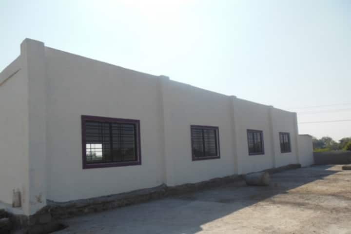 HRSPM's Sarsenapati Hambirrao Mohite Law College campus in Pune, Maharashtra, India — photo 4