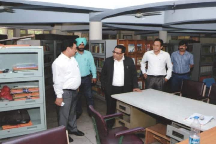 Regional Institute of Co Operative Management campus in Chandigarh, India — photo 2