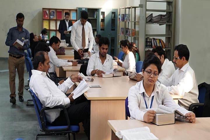 Indcare College of Law campus in Greater Noida, Uttar Pradesh, India — photo 3