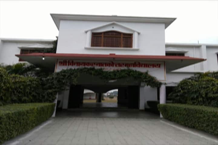 Shri Vinayak PG College campus in Faizabad, Uttar Pradesh, India — photo 1