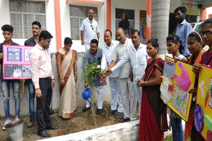 Tej Pal Singh Tyagi Kushal Pal Tyagi Memorial Degree College campus in Muradnagar, Uttar Pradesh, India — photo 5