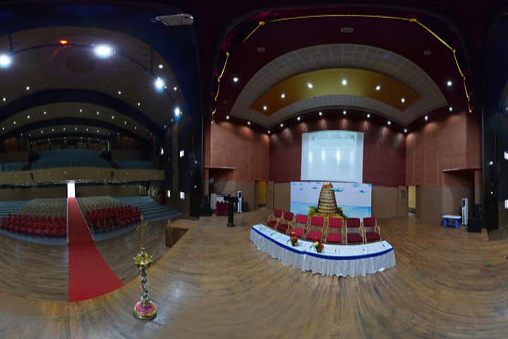 Teresian College campus in Mysuru, Karnataka, India — photo 5