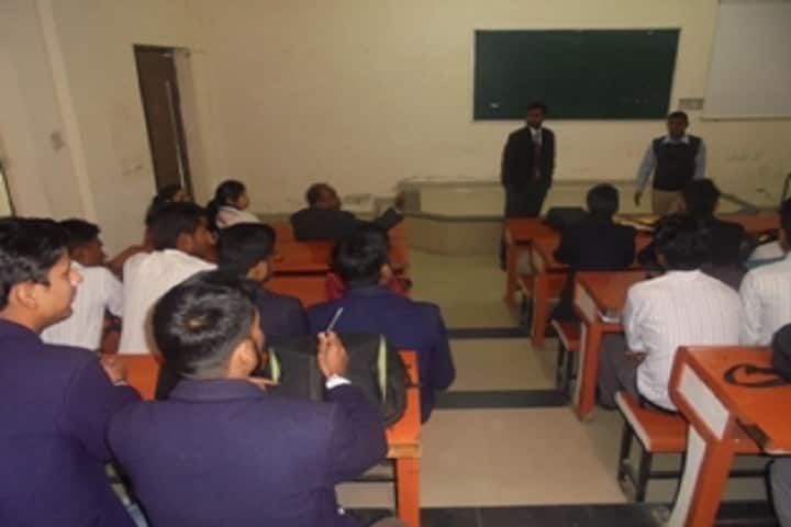 Shri Siddhi Vinayak Polytechnic campus in Bareilly, Uttar Pradesh, India — photo 2