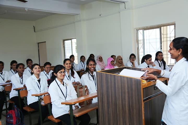 MH Foundation's Homoeopathic Medical College and Hospital campus in Sangamner, Maharashtra, India — photo 4