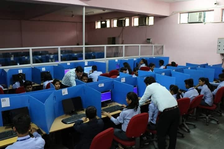 Harlal School of Law campus in Greater Noida, Uttar Pradesh, India — photo 6