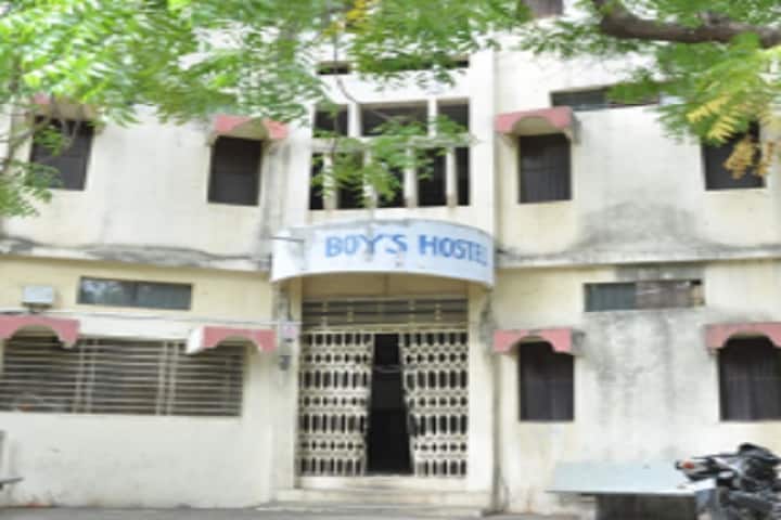 Shri Shivaji Vidya Prasarak Sanstha's Bapusaheb Shivajirao Deore Polytechnic campus in Dhule, Maharashtra, India — photo 2
