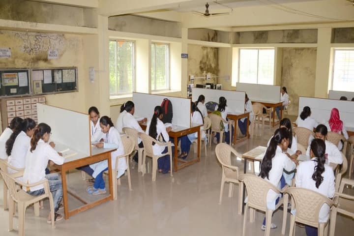 Kakasaheb Mhaske Homoeopathic Medical College campus in Ahmednagar, Maharashtra, India — photo 2