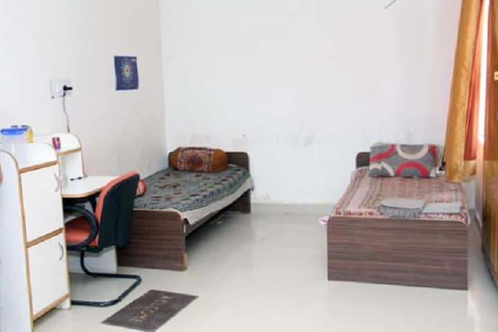 Rajshree Institute of Nursing campus in Bareilly, Uttar Pradesh, India — photo 3