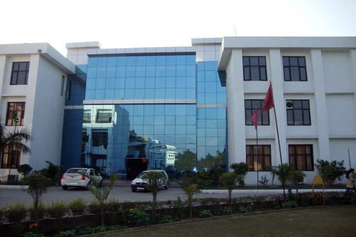 Ch Devi Lal College of Pharmacy, Yamuna Nagar campus in Jagadhri, Haryana, India