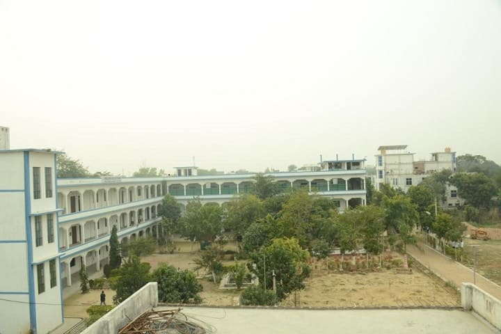 Chandra Shekhar Singh College of Pharmacy campus in Kaushambi, Uttar Pradesh, India — photo 1
