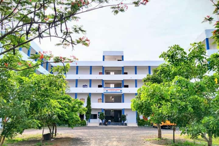 Shri Ramkrishna Paramhans Polytechnic Institute campus in Parbhani, Maharashtra, India — photo 1