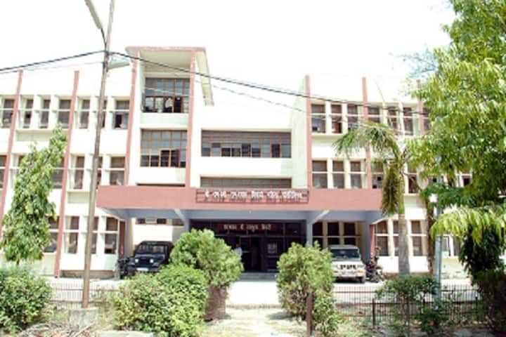 Shri Ramdevi Ramdayal Tripathi Mahila Polytechnic campus in Kanpur, Uttar Pradesh, India — photo 1