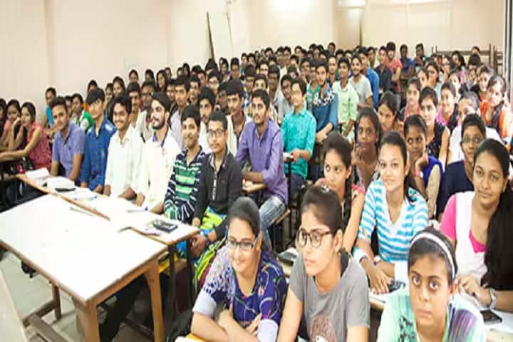 National College of Commerce campus in Ahmedabad, Gujarat, India — photo 2