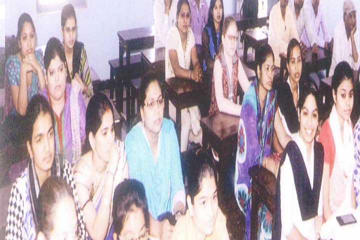Gyan Mandir Law College campus in Neemuch, Madhya Pradesh, India — photo 2