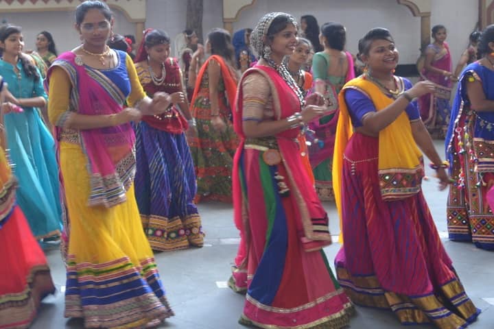 Mahila Vanijya Mahavidyalaya campus in Ahmedabad, Gujarat, India — photo 5